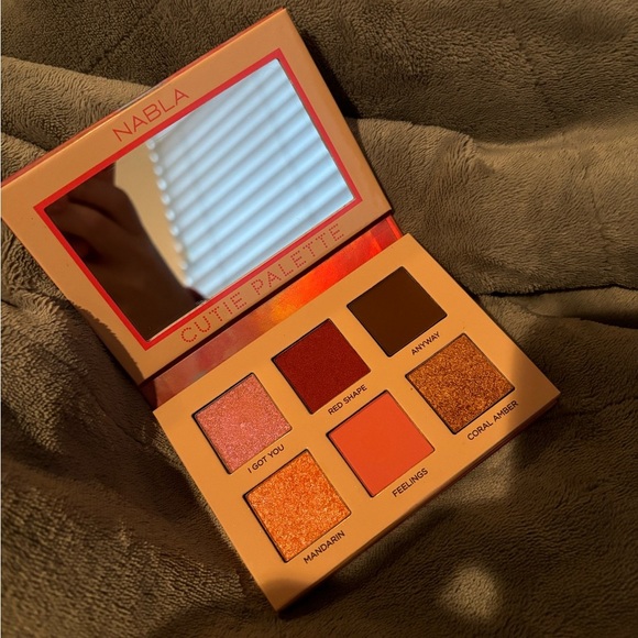 nabla Other - Nabla eyeshadow palette